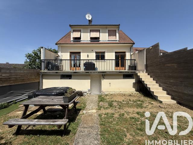 Maison 7 pièces 140 m²