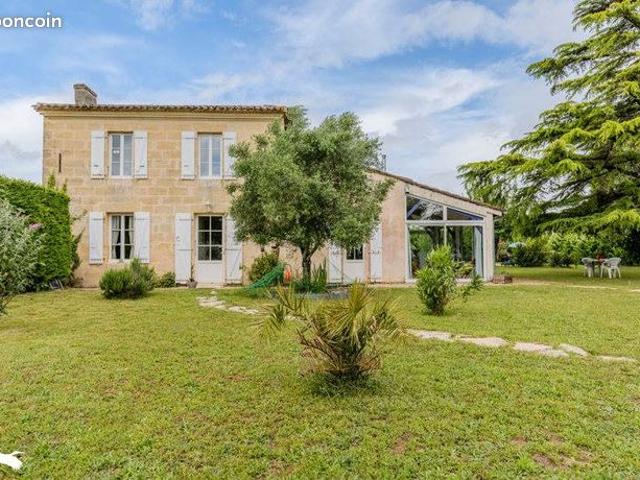 Maison 7 pièces 140 m²