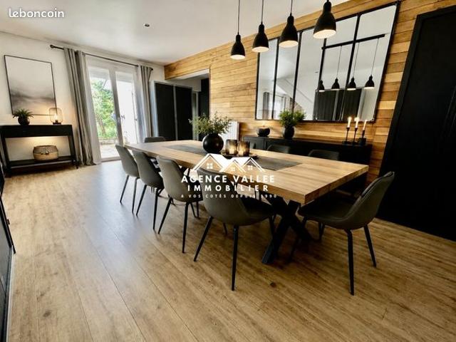 Maison 7 pièces 140 m²