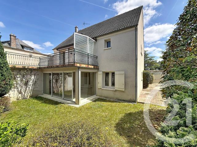 Maison 7 pièces 140 m²