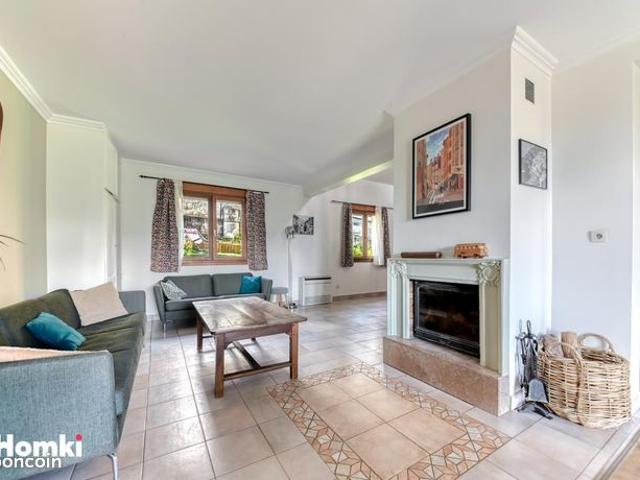 Maison 7 pièces 140 m²