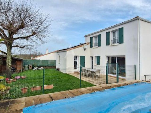 Maison 7 pièces 140 m²