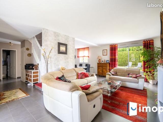 Maison 7 pièces 140 m²