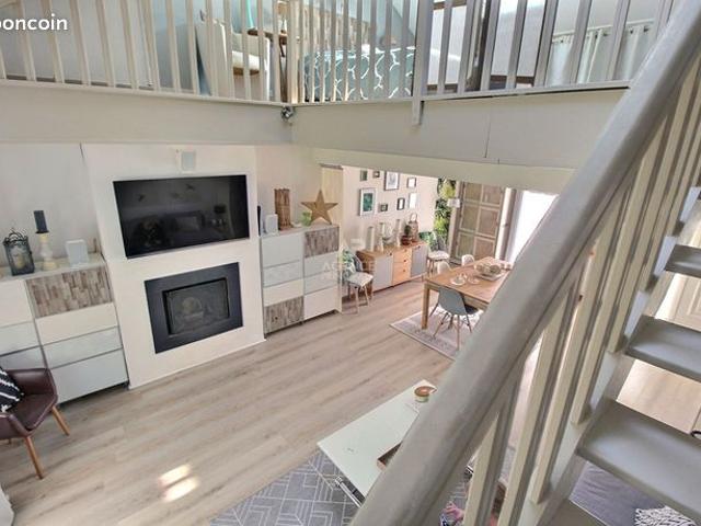 Maison 7 pièces 140 m²