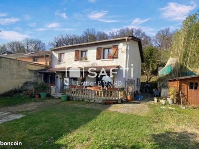 Maison 7 pièces 140 m²