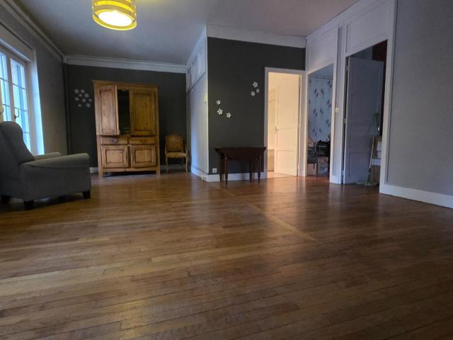 Maison 7 pièces 140 m²