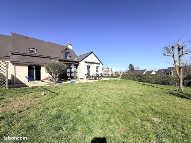Maison 7 pièces 140 m²
