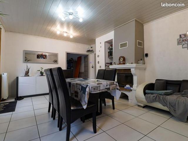 Maison 7 pièces 140 m²