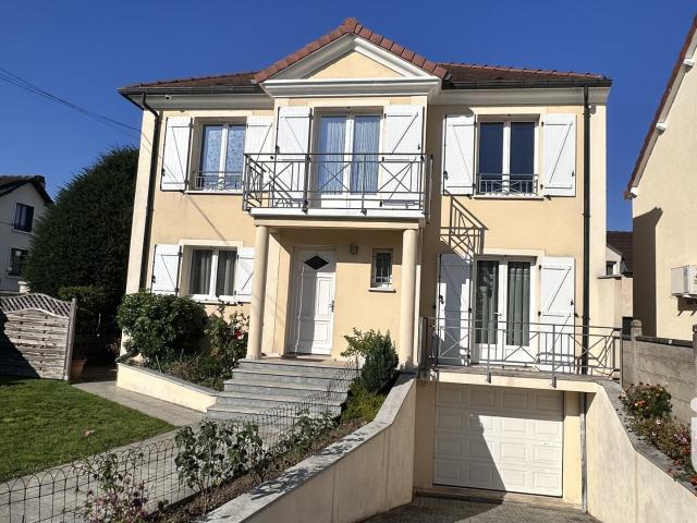 Maison 7 pièces 140 m²