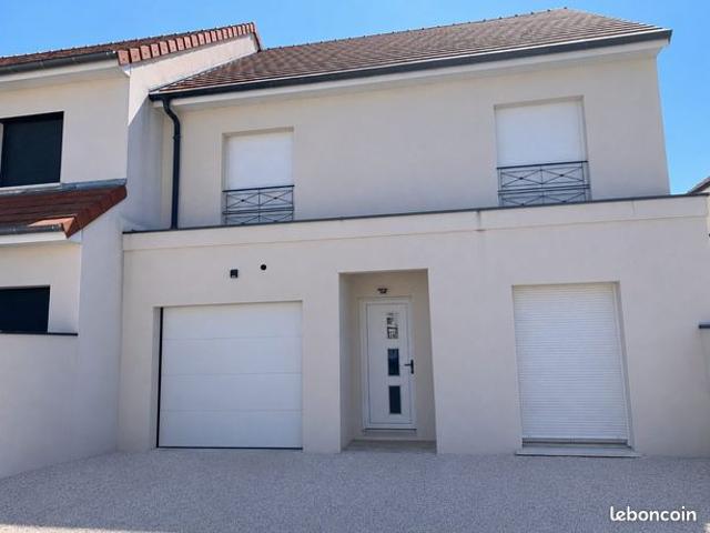 Maison 7 pièces 140 m²