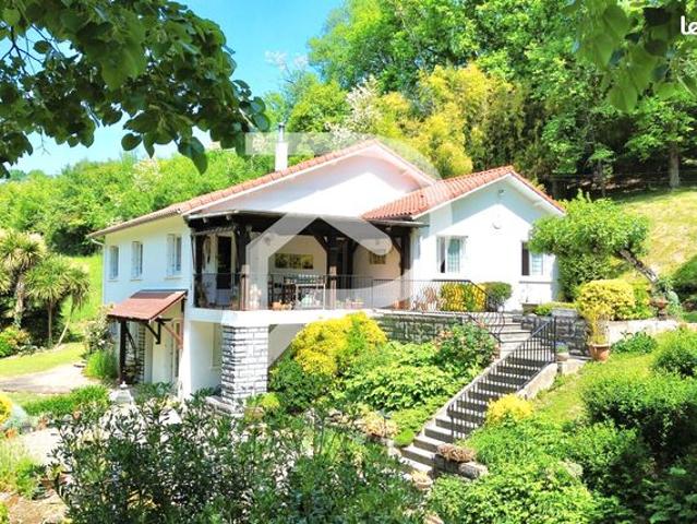 Maison 7 pièces 140 m²