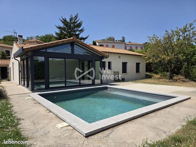 Maison 7 pièces 140 m²