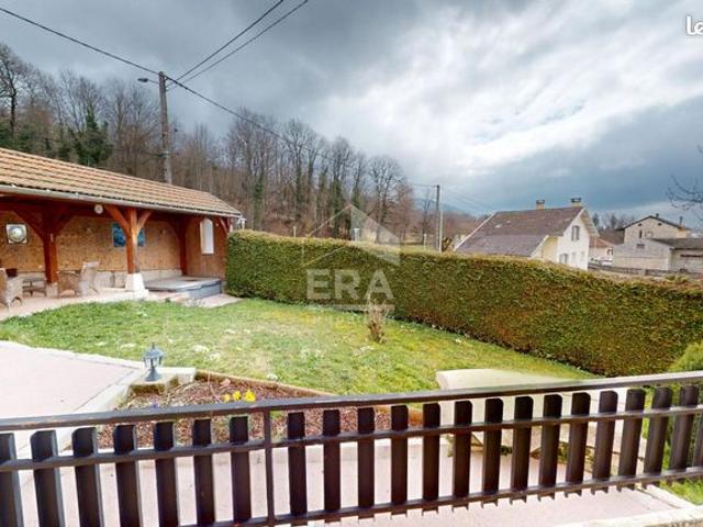 Maison 7 pièces 140 m²