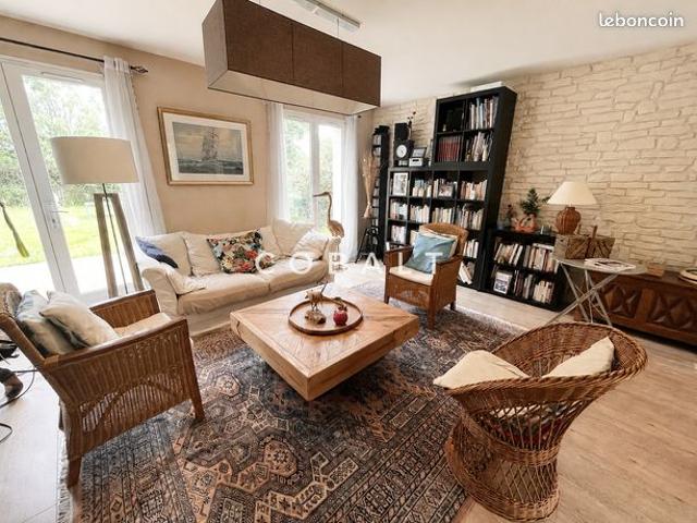 Maison 7 pièces 140 m²