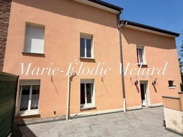 Maison 7 pièces 140 m²
