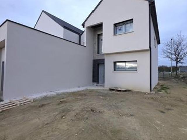 Maison 7 pièces 140 m²