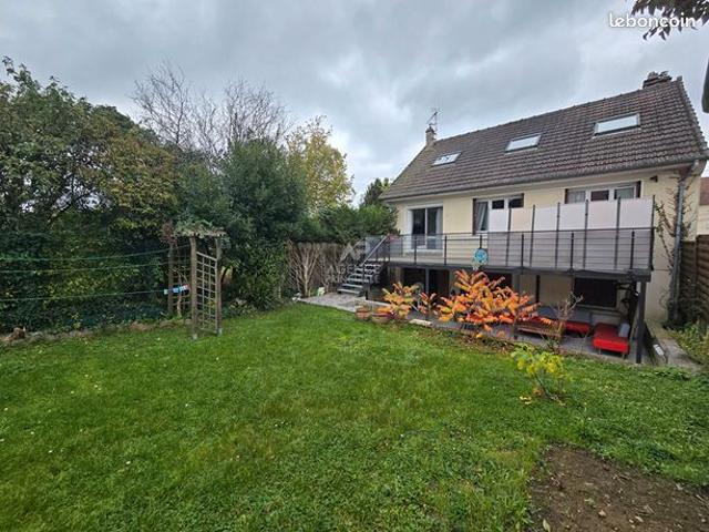 Maison 7 pièces 140 m²