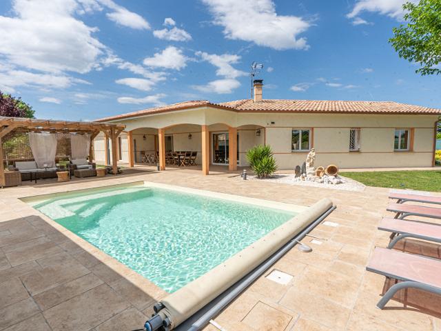 Maison 7 pièces 140 m²