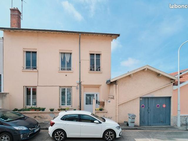 Maison 7 pièces 140 m²
