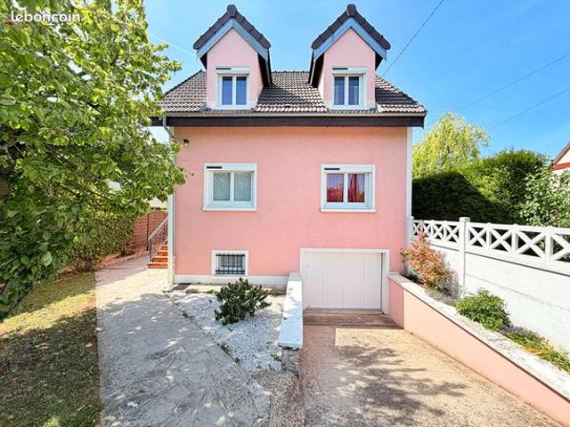 Maison 7 pièces 140 m²