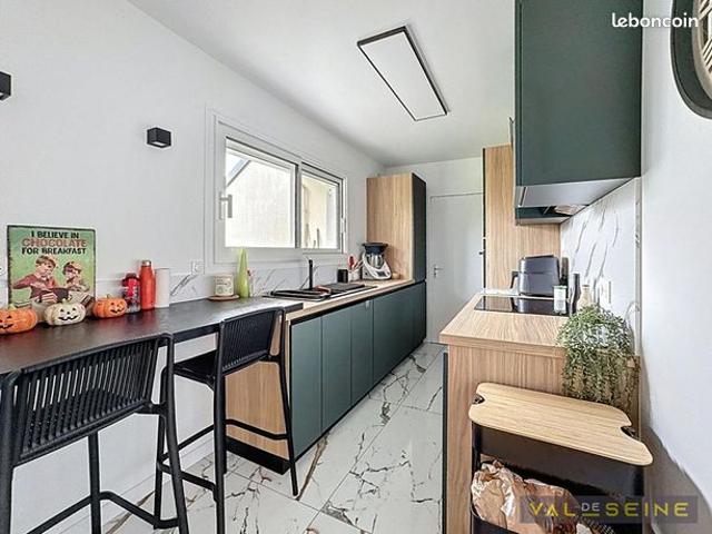 Maison 7 pièces 140 m²