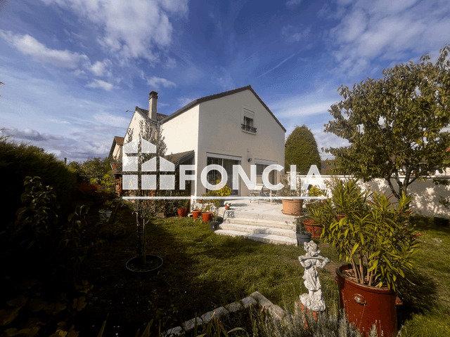 Maison 7 pièces 140 m²