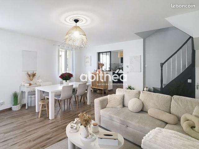 Maison 7 pièces 140 m²