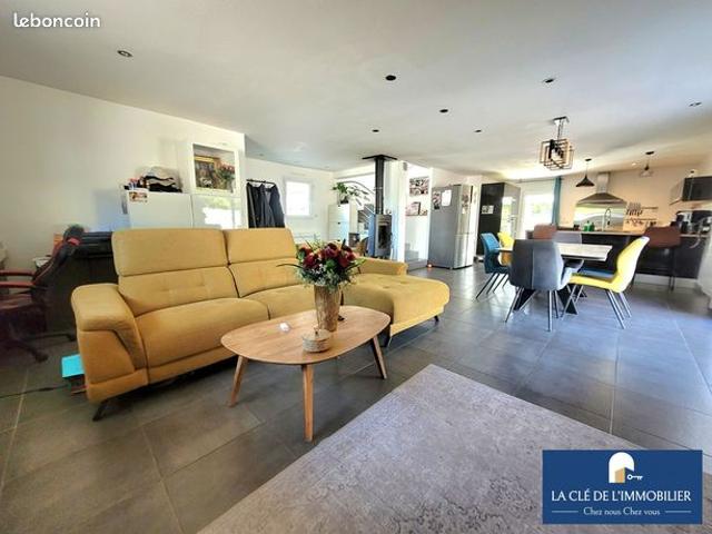 Maison 7 pièces 140 m²