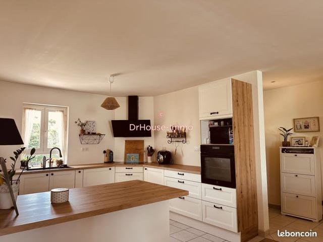 Maison 7 pièces 140 m²