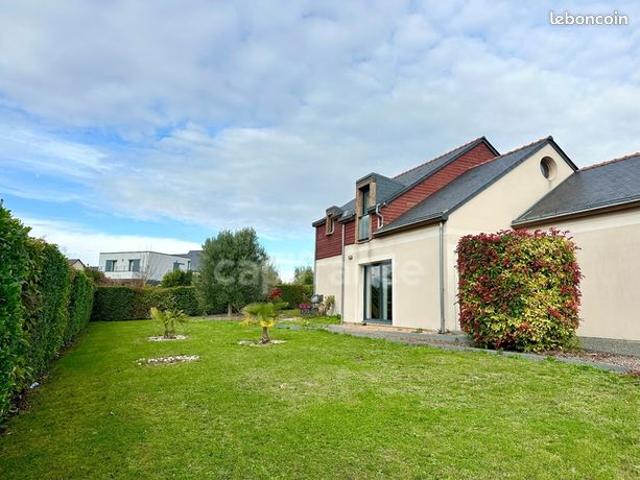 Maison 7 pièces 140 m²