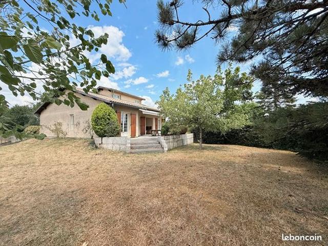 Maison 7 pièces 140 m²