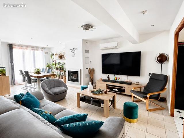 Maison 7 pièces 140 m²
