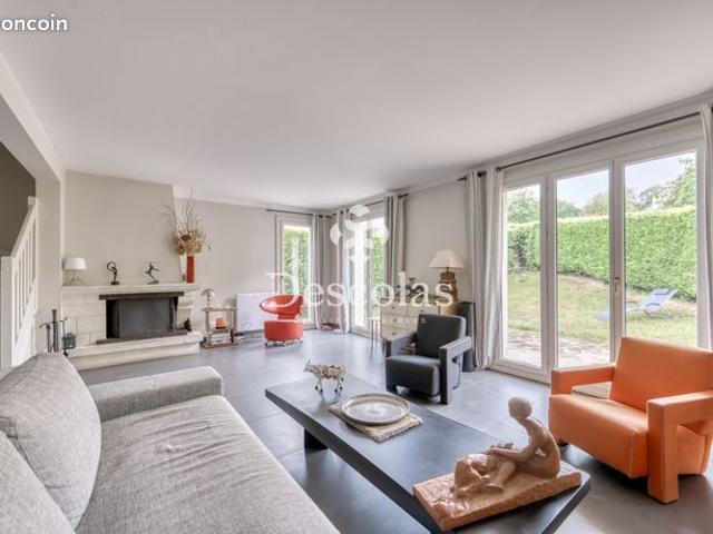 Maison 7 pièces 140 m²
