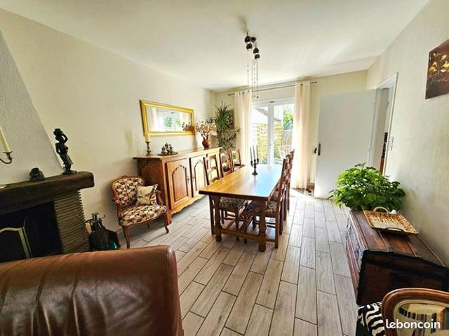 Maison 7 pièces 140 m²
