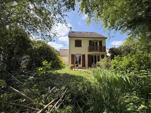 Maison 7 pièces 140 m²