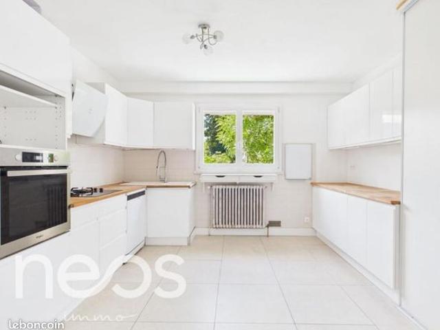 Maison 7 pièces 140 m²