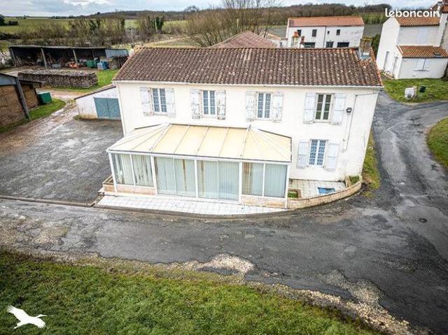 Maison 7 pièces 140 m²