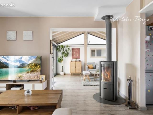 Maison 7 pièces 140 m²