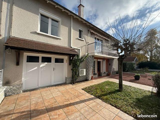 Maison 7 pièces 140 m²