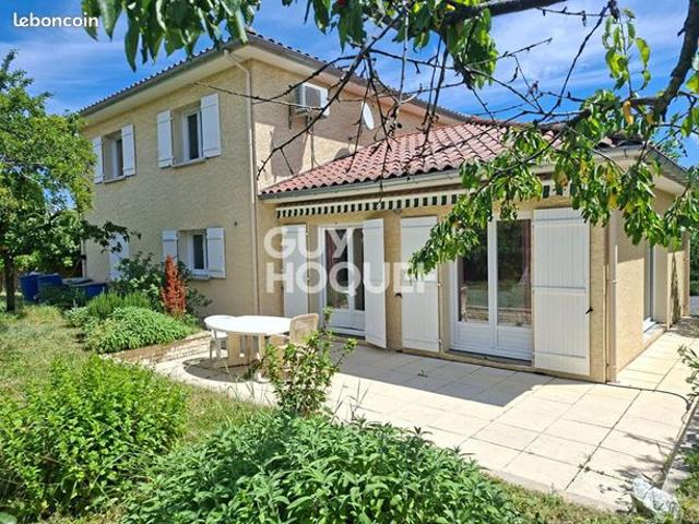 Maison 7 pièces 140 m²