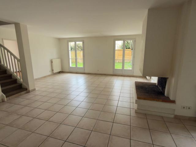 Maison 7 pièces 140 m²