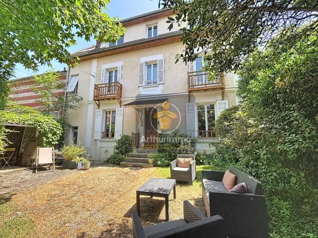 Maison 7 pièces 150 m²