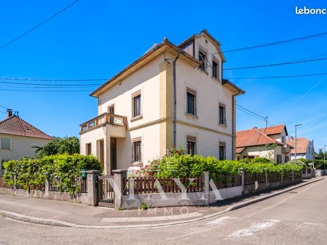 Maison 7 pièces 141 m²