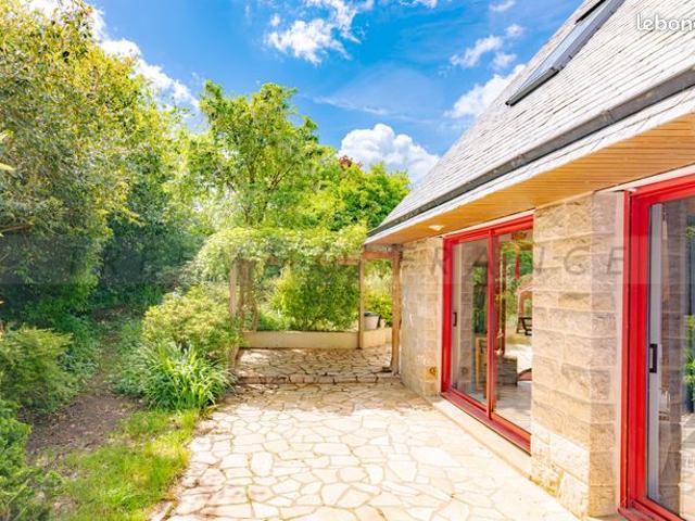 Maison 7 pièces 141 m²
