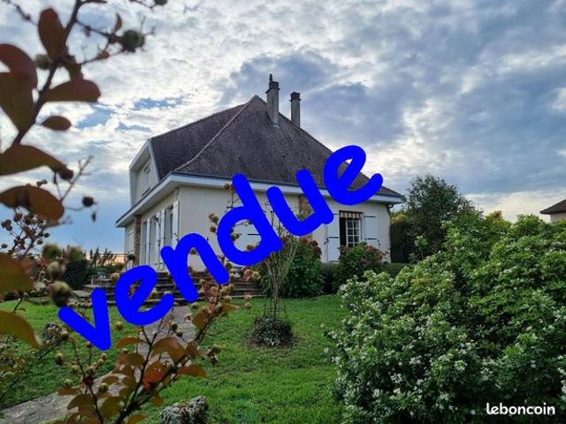 Maison 7 pièces 141 m²