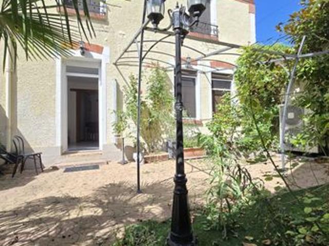 Maison 7 pièces 141 m²