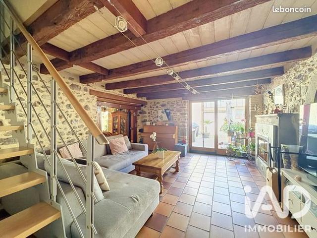 Maison 7 pièces 141 m²