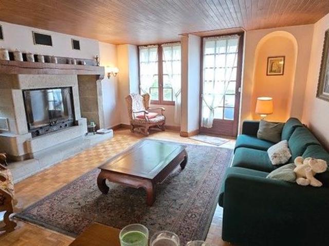 Maison 7 pièces 141 m²