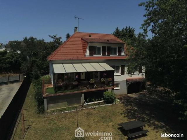 Maison 7 pièces 141 m²
