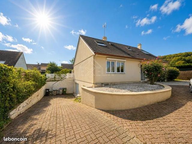 Maison 7 pièces 141 m²
